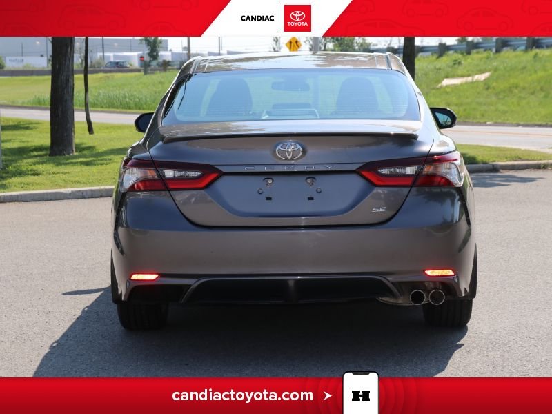 2022 Toyota Camry Grey Laval - photo #8