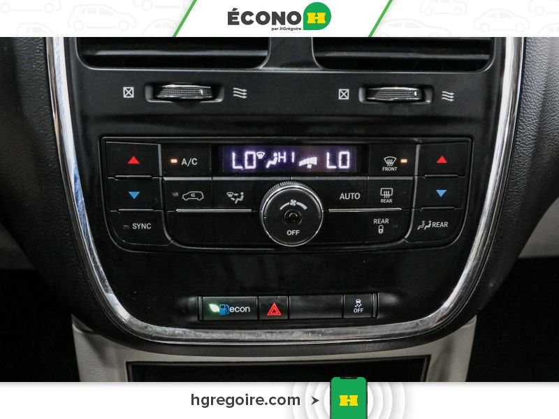 Dodge GR Caravan 2018 Blanc Laval - photo #21
