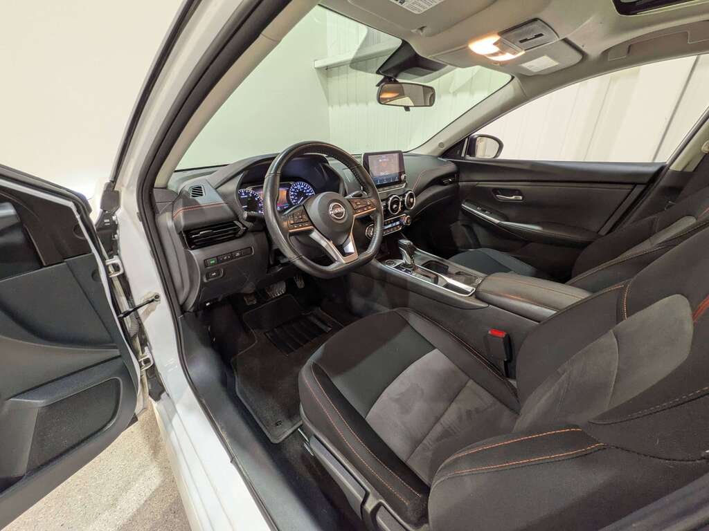 2024 Nissan Sentra SR Manual White Val-David - photo #9