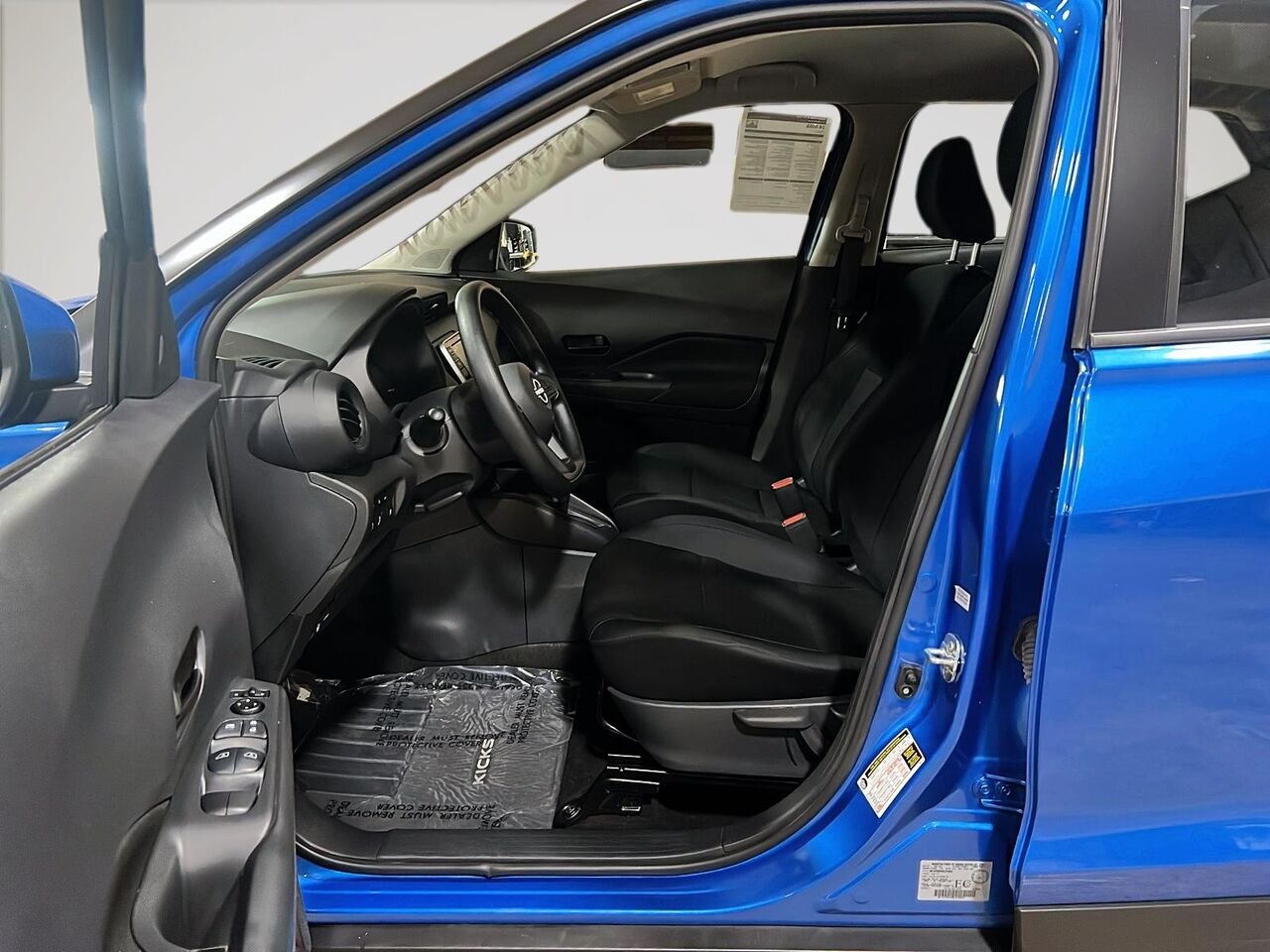 Nissan Kicks S TA 2024 Bleu Québec - photo #8