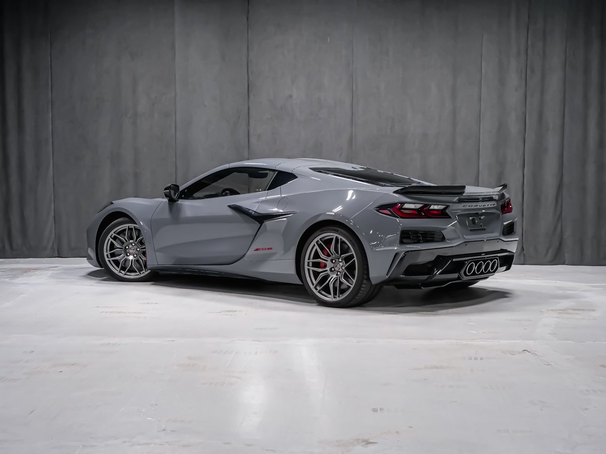 2024 Chevrolet Corvette Z06 1LZ Grey Montreal - photo #7