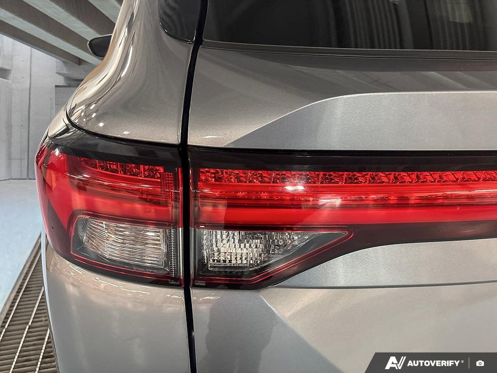 2024 Mitsubishi Outlander 2601528A | GT Premium gray Edmonton - photo #9