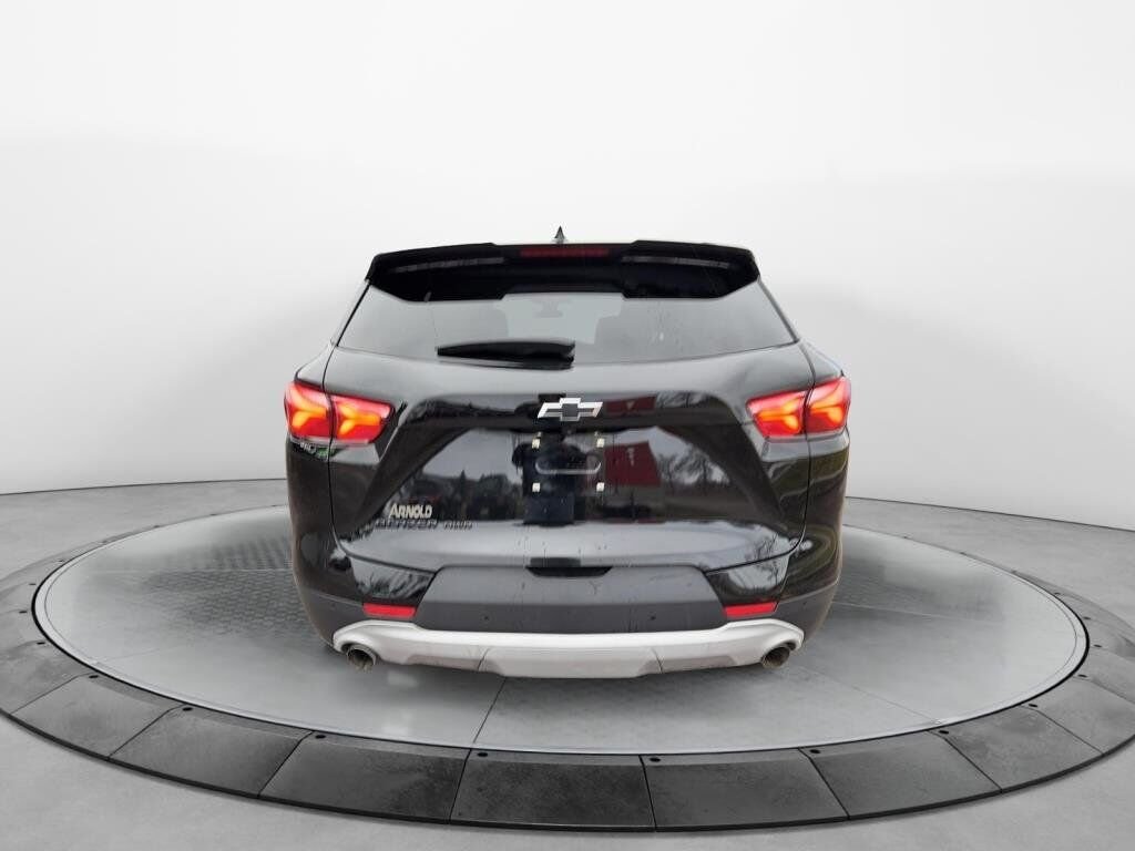 2022 Chevrolet Blazer VIN 3GNKBHRS6NS112735 Black Chicoutimi - photo #2