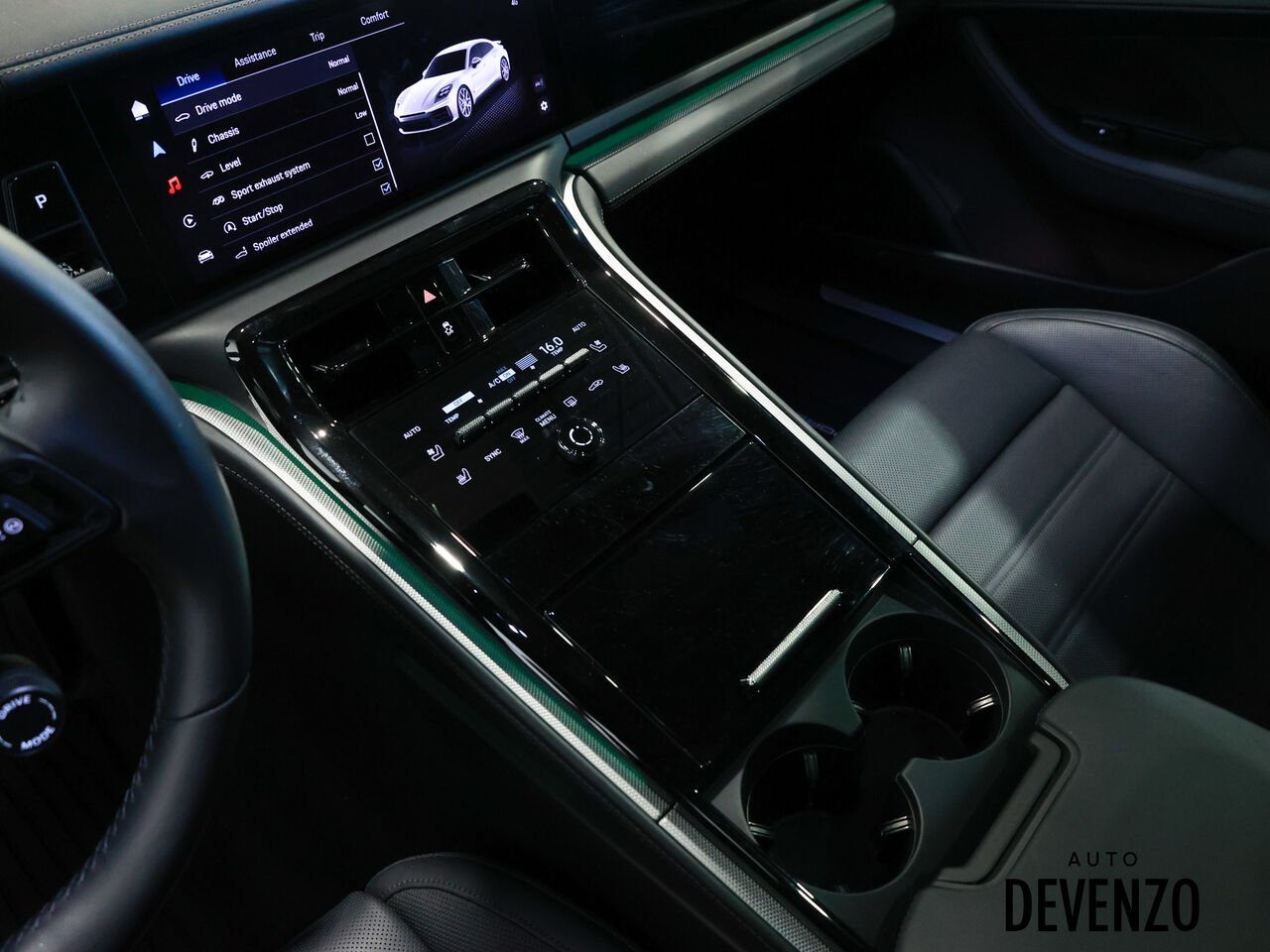 2024 Porsche Panamera Green Saint-Eustache - photo #18