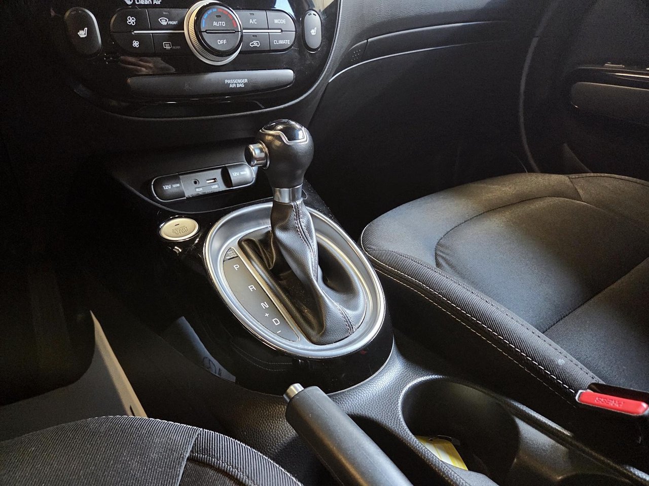 Kia Soul NIV KNDJP3A50K7649402 2019 Bleu Chicoutimi - photo #12