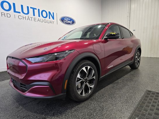 Ford Mustang Mach-E 2025 Magenta fusion métallisé teinté verni