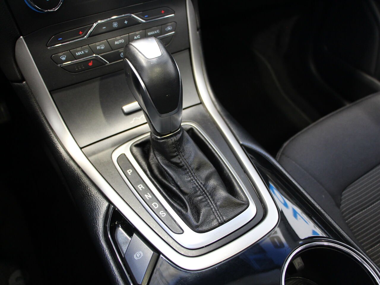 2016 Ford Edge EDGE SEL Grey Châteauguay - photo #18