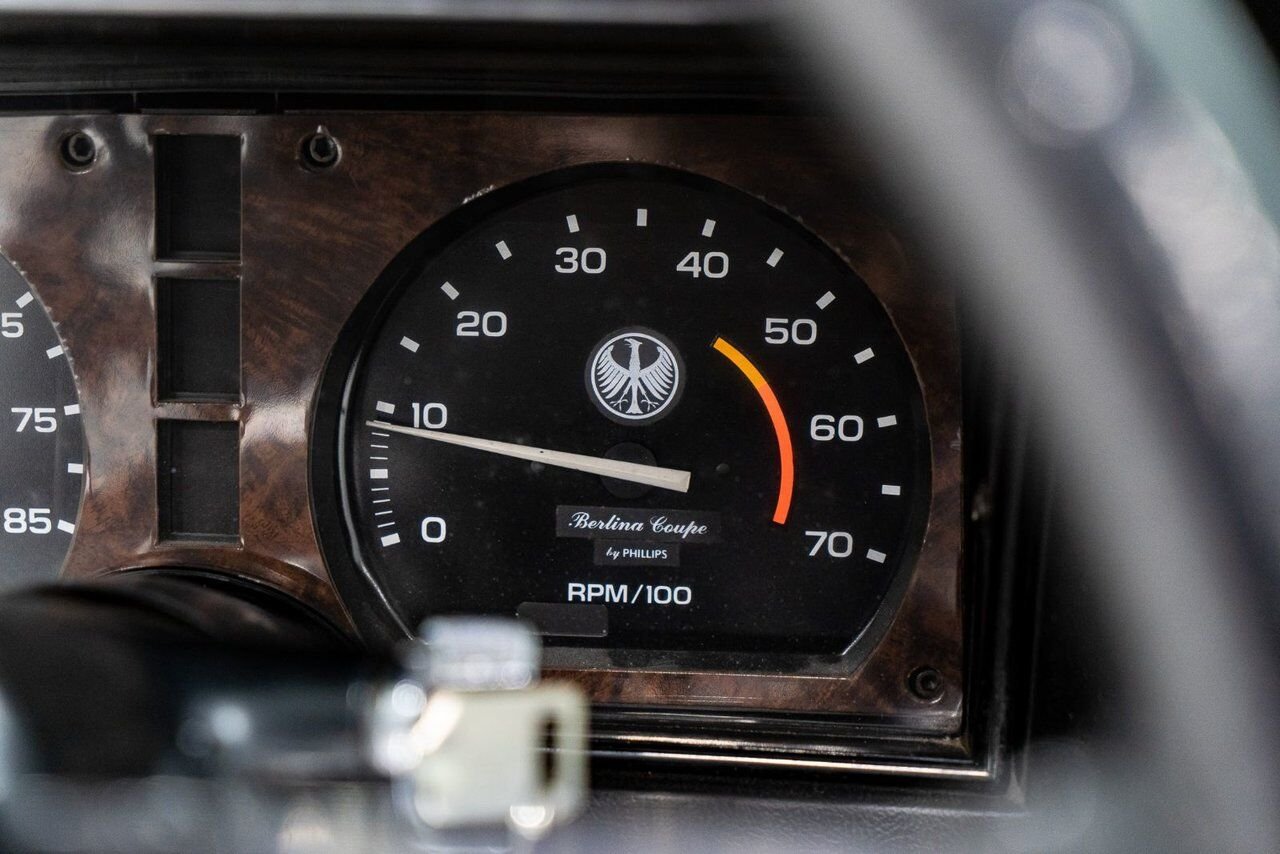 1981 Phillips Motor Car Berlina Coupe Only 1 of 78 produced. Very rare | PRIX EN USD White Montreal - photo #64