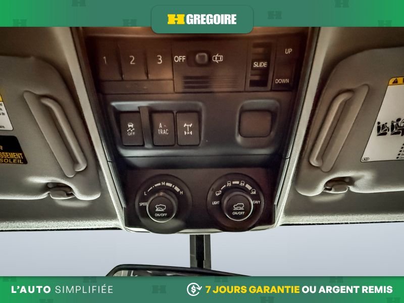 Toyota 4Runner S12468B | 4WD 2019 Gris Laval - photo #21