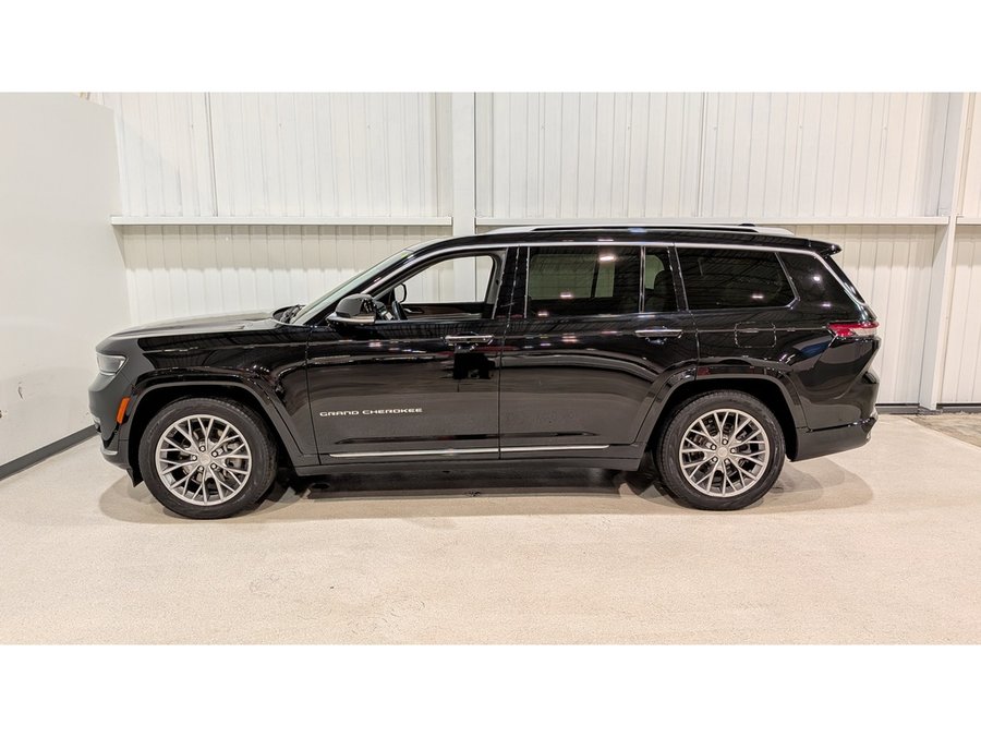 2022 Jeep Grand Cherokee L Black