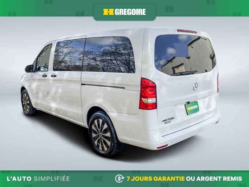 Mercedes Benz Metris 2022 Bleu Laval - photo #5