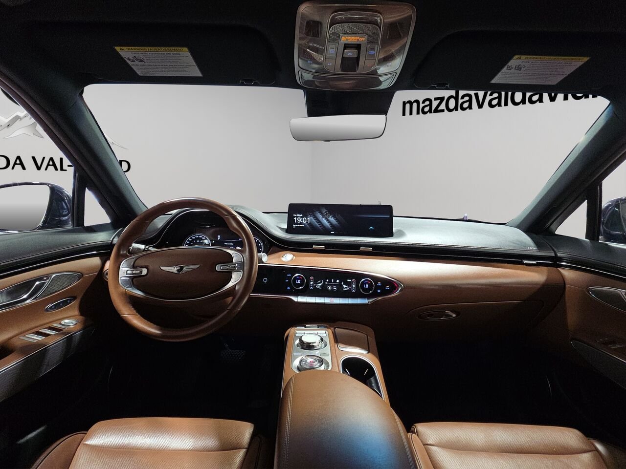 2022 Genesis GV70 2.5T Advanced Plus TI, toit ouvrant panoramique, navigation, sièges fonction mémoire, volant Blue Val-David - photo #8
