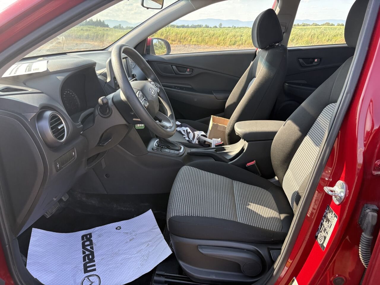 2020 HYUNDAI KONA 2.0L Essential TA Red Montmagny - photo #6