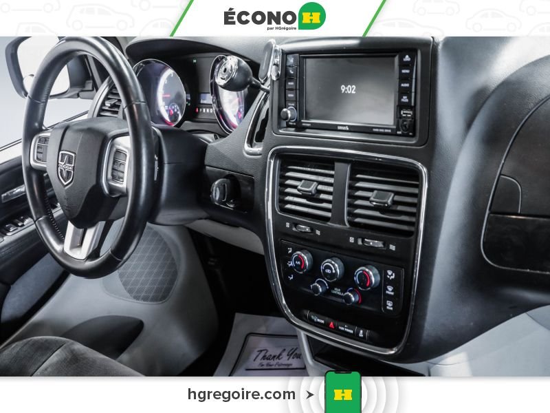 2016 Dodge GR Caravan White Blainville - photo #18