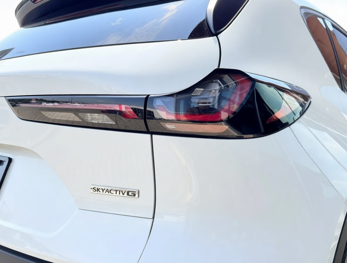2026 MAZDA CX-5 Rhodium White Metallic Notre-Dame-des-Prairies - photo #9