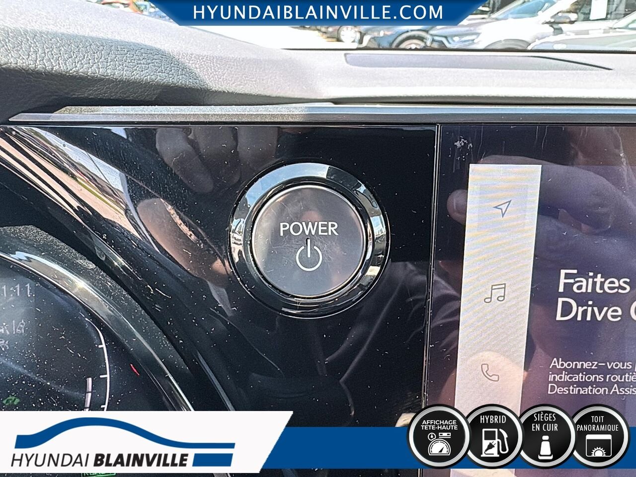 Lexus RX 2023 Blanc Blainville - photo #20