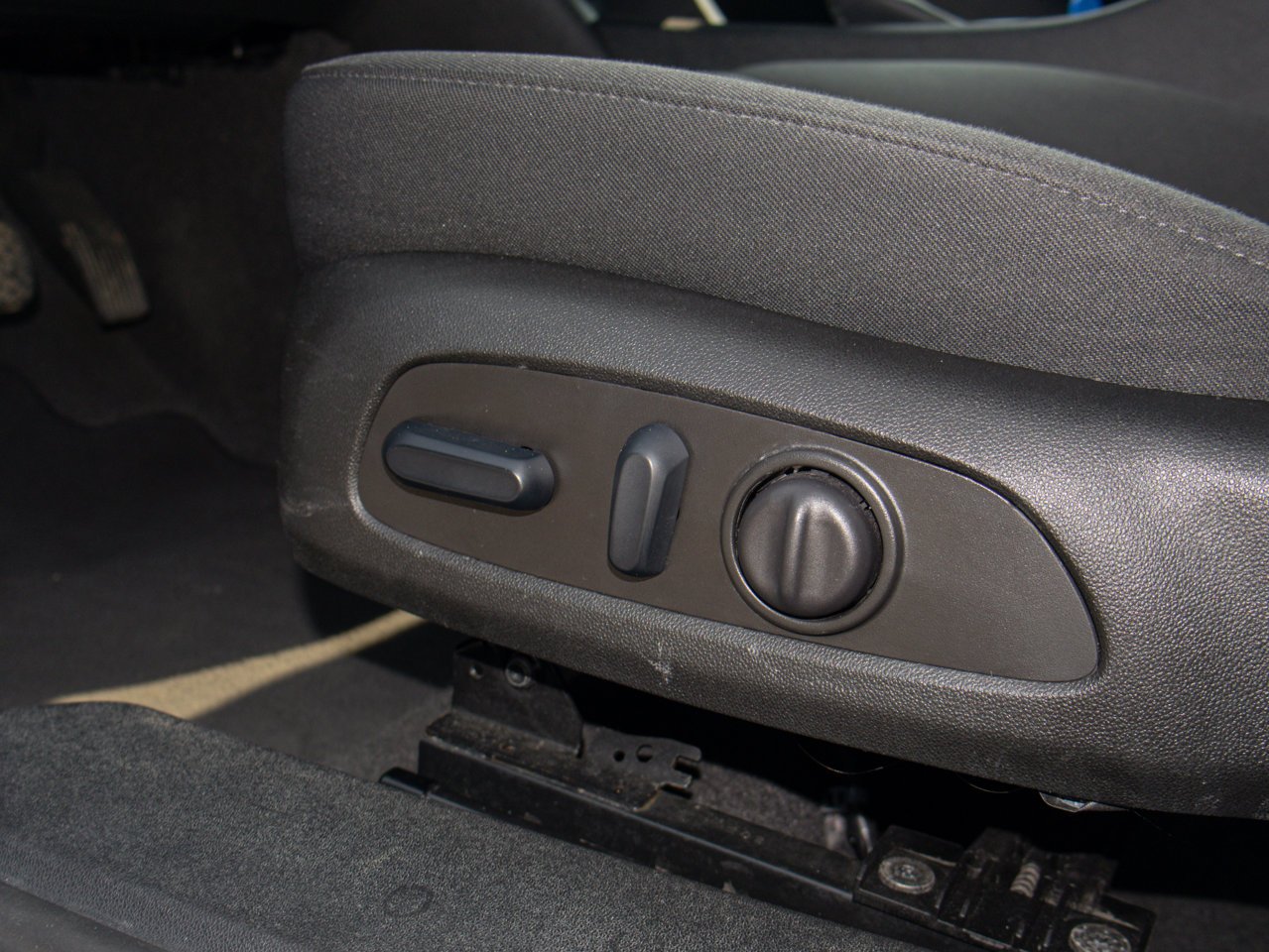 2024 Chevrolet Malibu 4dr Sdn 1LT White Sherwood Park - photo #17