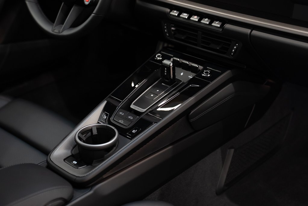 Porsche 911 Carrera GTS Coupe \\ \\ NO LUXURY TAX 2026 Argent Kirkland - photo #19