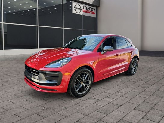 2026 Porsche MACAN T 2026 Red