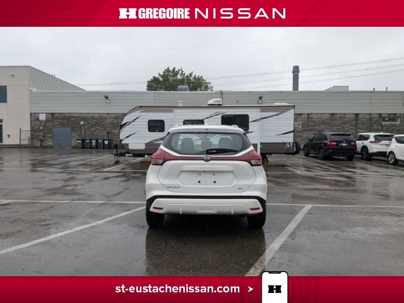 2024 Nissan Kicks White Saint-Eustache - photo #11