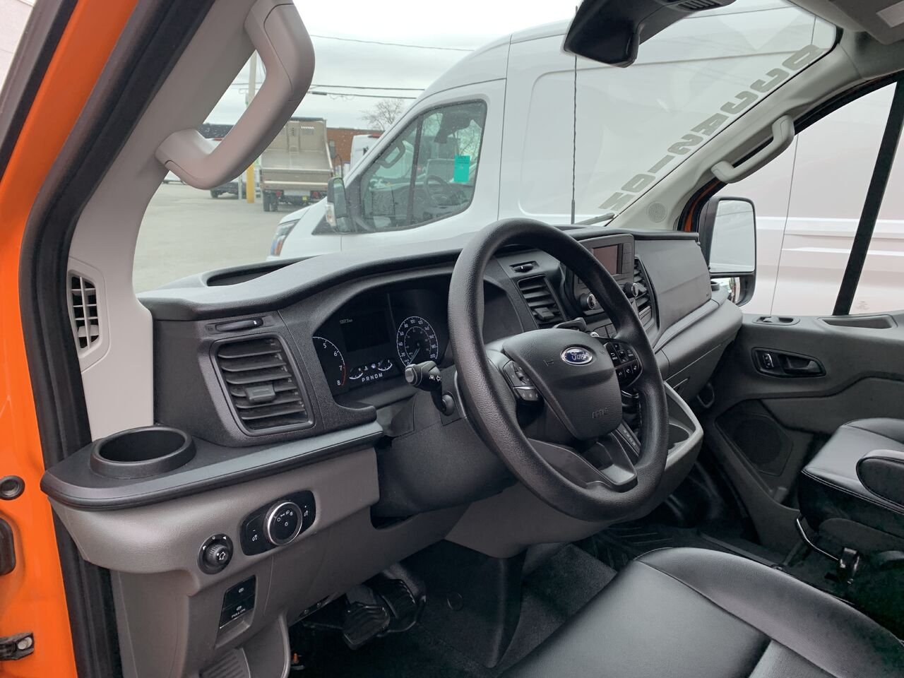 2025 Ford Transit fourgon utilitaire Orange Châteauguay - photo #24