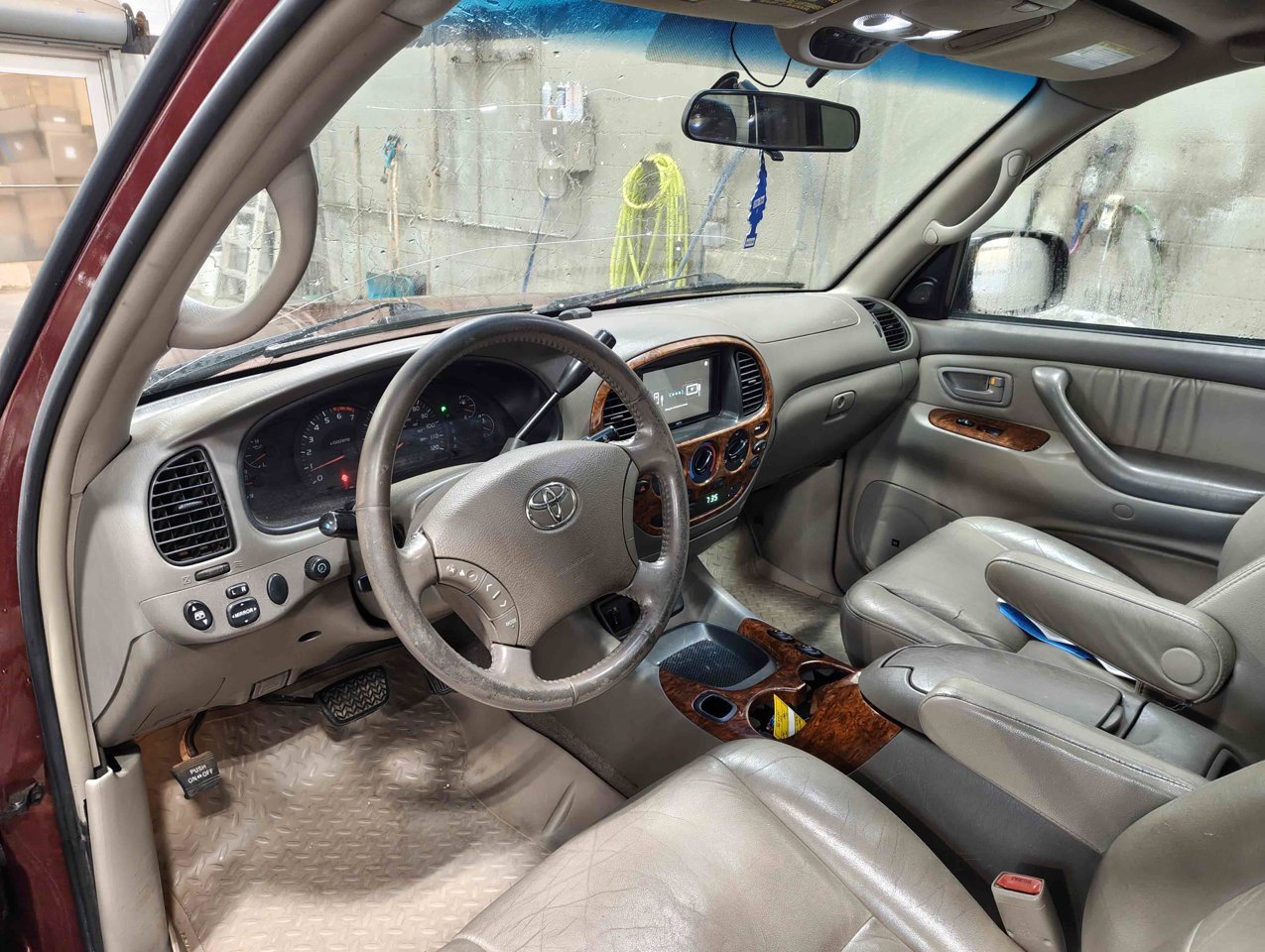 2005 Toyota Tundra Double Cab 140.6 V8 4WD Limited Red Sherwood Park - photo #6