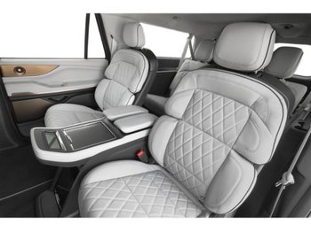 Lincoln Navigator L Black Label