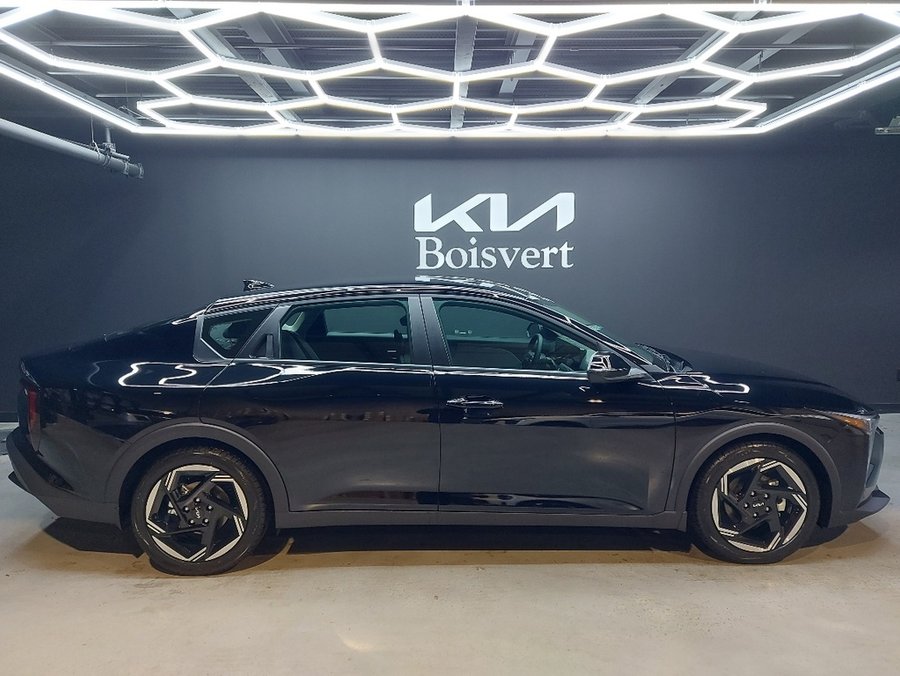 2025 Kia K4 2025 Aurora Black