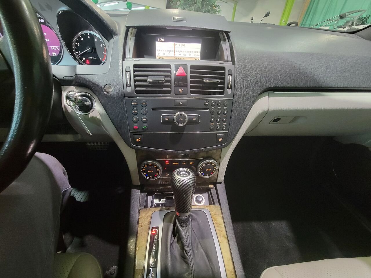 2009 Mercedes-Benz Classe-C Black  - photo #20