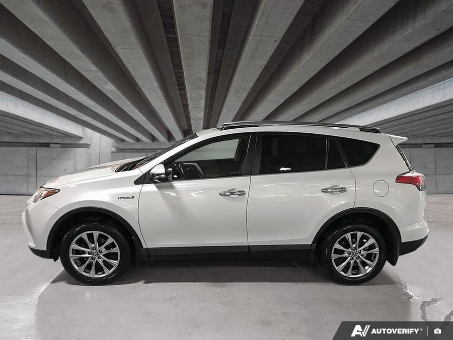 2017 Toyota RAV4 Hybrid 2017 White