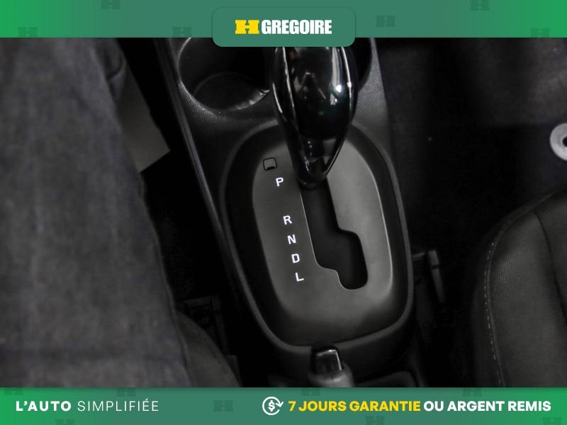 2020 Chevrolet Spark Grey Laval - photo #16