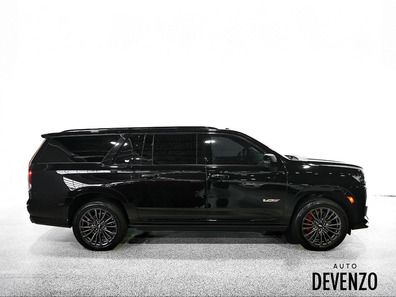 Cadillac Escalade ESV 2023 Noir Saint-Eustache - photo #1