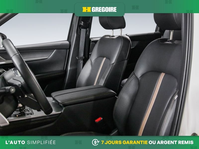 2025 Mazda CX-70 White Blainville - photo #22