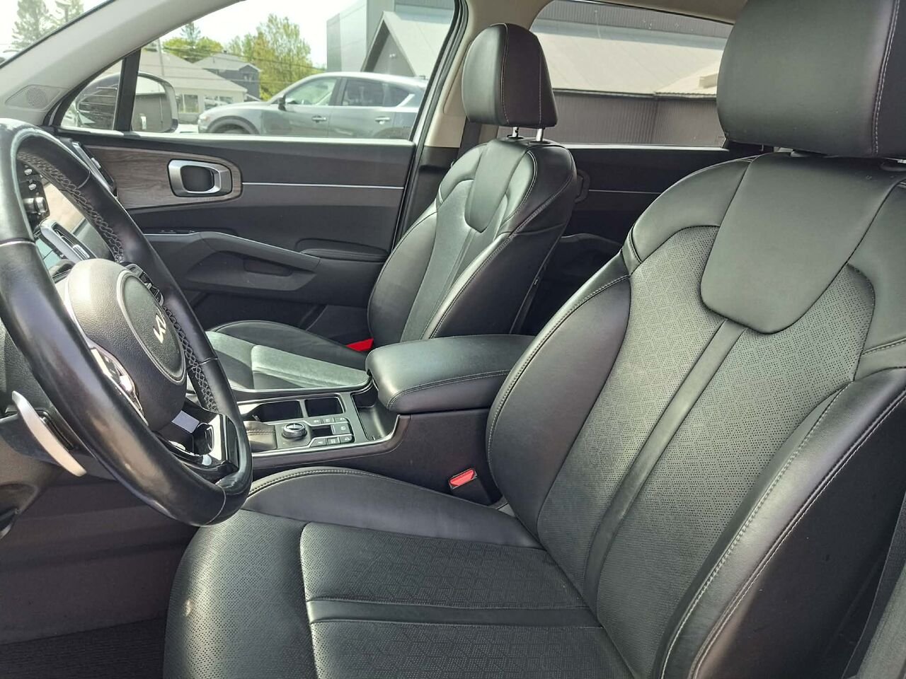 2022 Kia Sorento White Lac Mégantic - photo #9