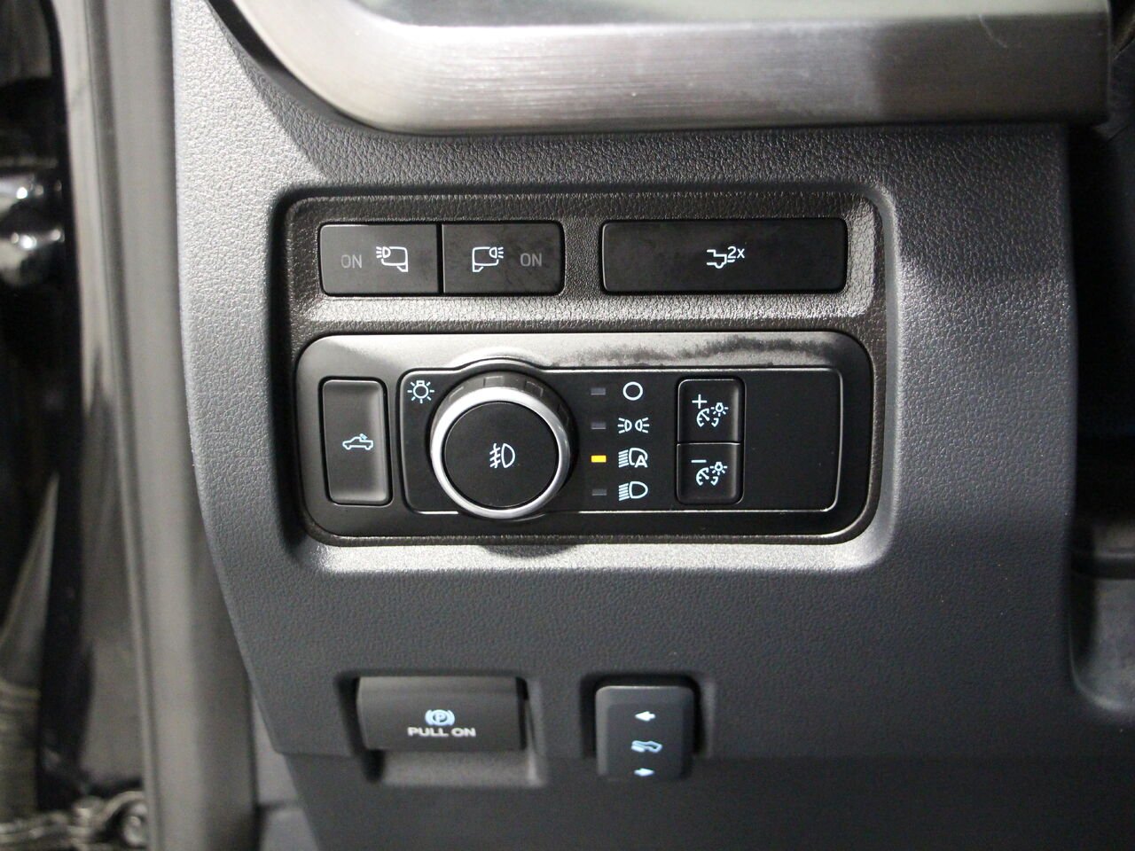 2024 Ford Super Duty F-250 SRW Agate Black Metallic Châteauguay - photo #18