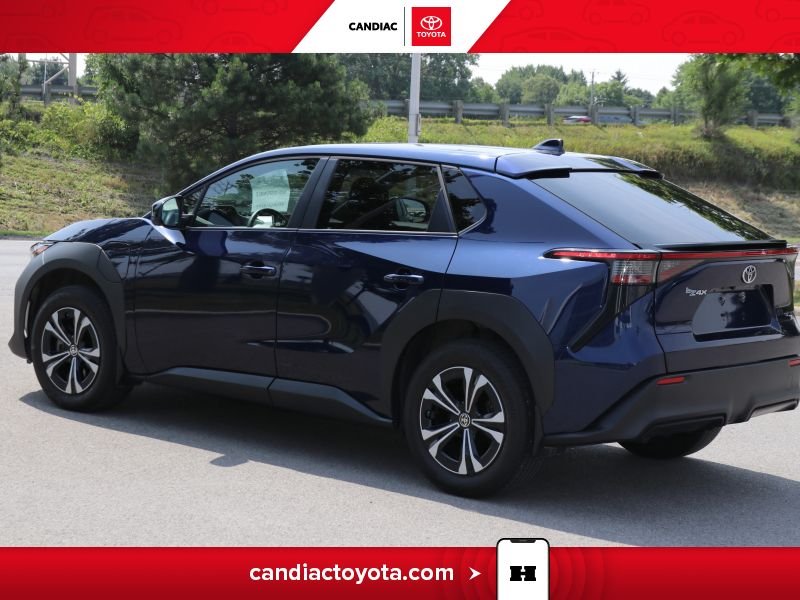 2023 Toyota BZ4X Blue Saint-Eustache - photo #7
