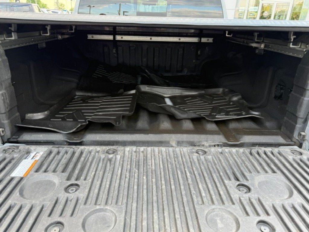 Nissan Frontier 2023 Gris Saint-Basile-le-Grand - photo #15