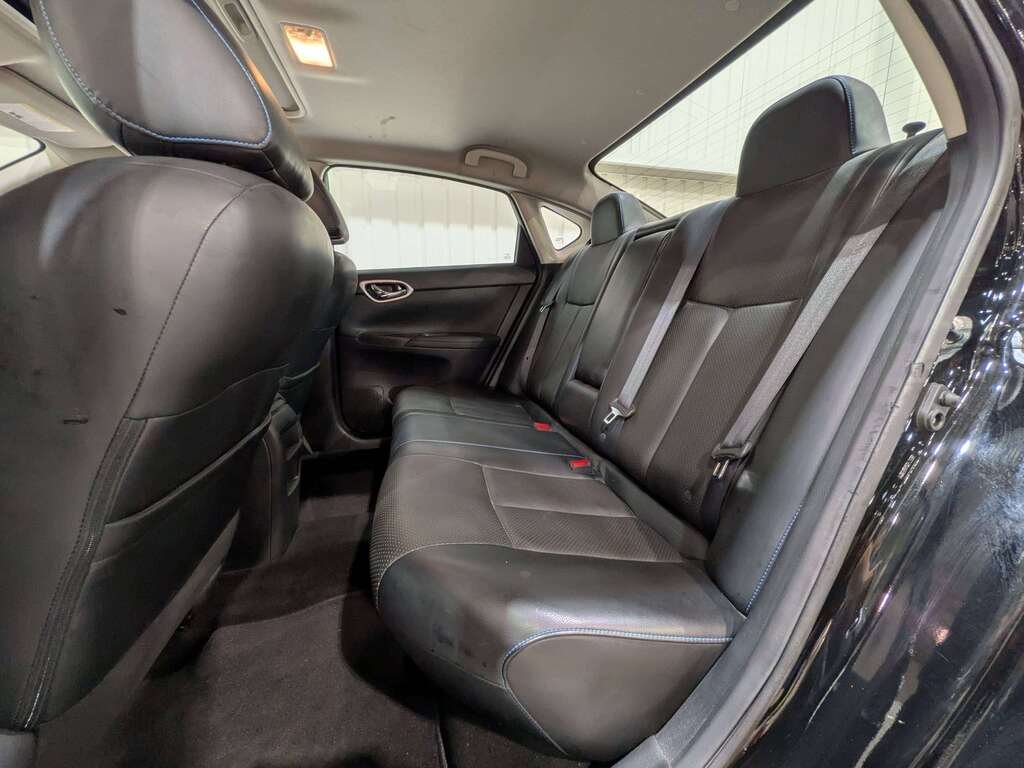 Nissan Sentra 4dr Sdn CVT SR Turbo 2017 Noir Val-David - photo #10