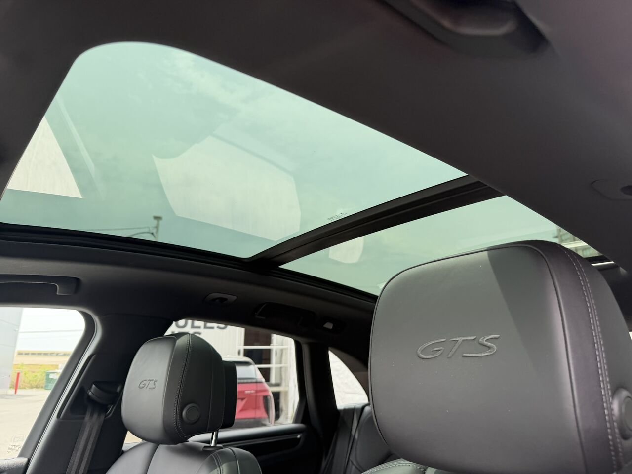 2018 Porsche Macan GTS AWD Red Laval - photo #29