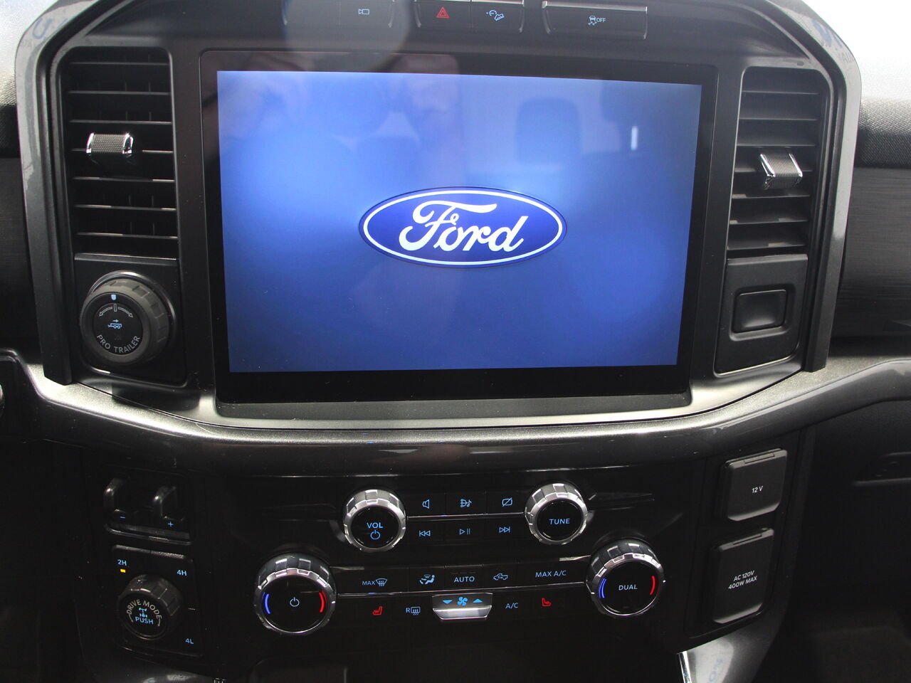 2022 Ford F-150 XLT cabine SuperCrew 4RM caisse de 6,5 pi White Châteauguay - photo #20