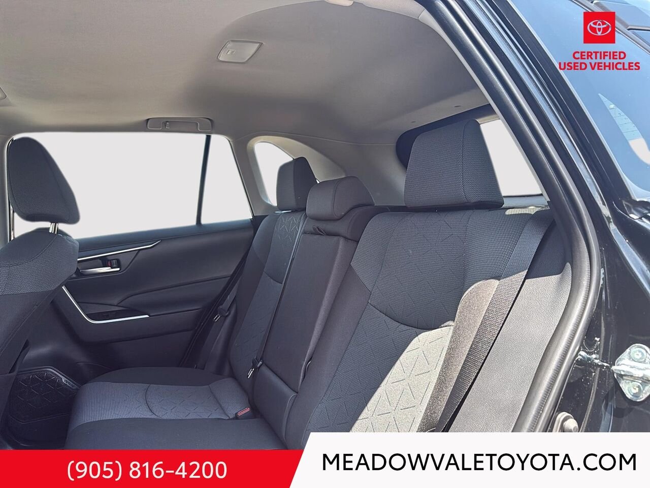 2025 Toyota RAV4 Running Boards, Sunroof, Power Drivers Seat, Low KM's, Midnight Black Metallic Mississauga - photo #20