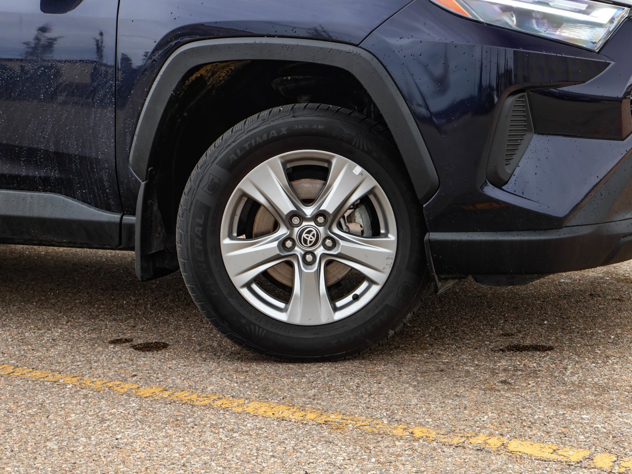 2024 Toyota RAV4 XLE AWD Blue Sherwood Park - photo #10