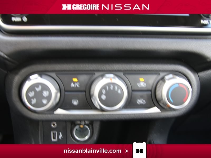 2022 Nissan Versa Black Blainville - photo #16