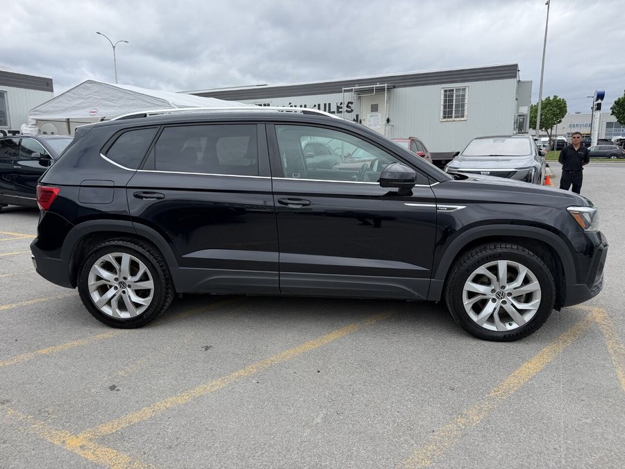 2022 Volkswagen Taos 2022 Black