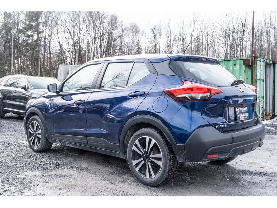 2019 Nissan Kicks 2019 Blue