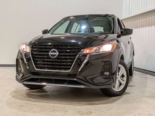 2024 Nissan Kicks Black