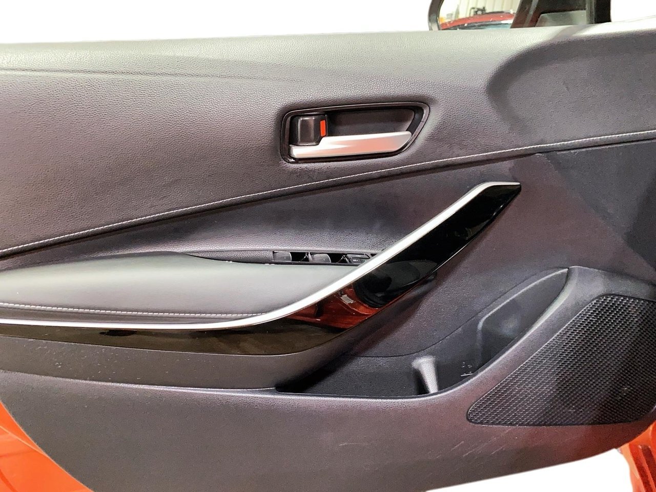 Toyota Corolla Hatchback NIV JTNK4MBE8P3198201 2023 Rouge Chicoutimi - photo #11