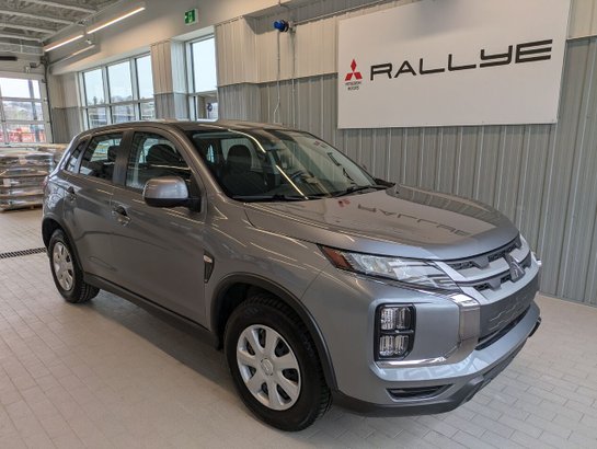 2024 Mitsubishi RVR ES AWC Grey