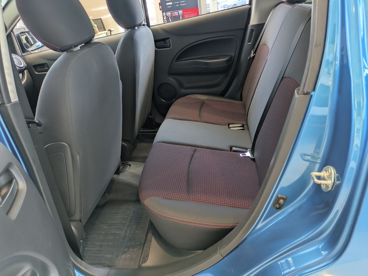 Mitsubishi Mirage 2019 Bleu Gatineau - photo #12