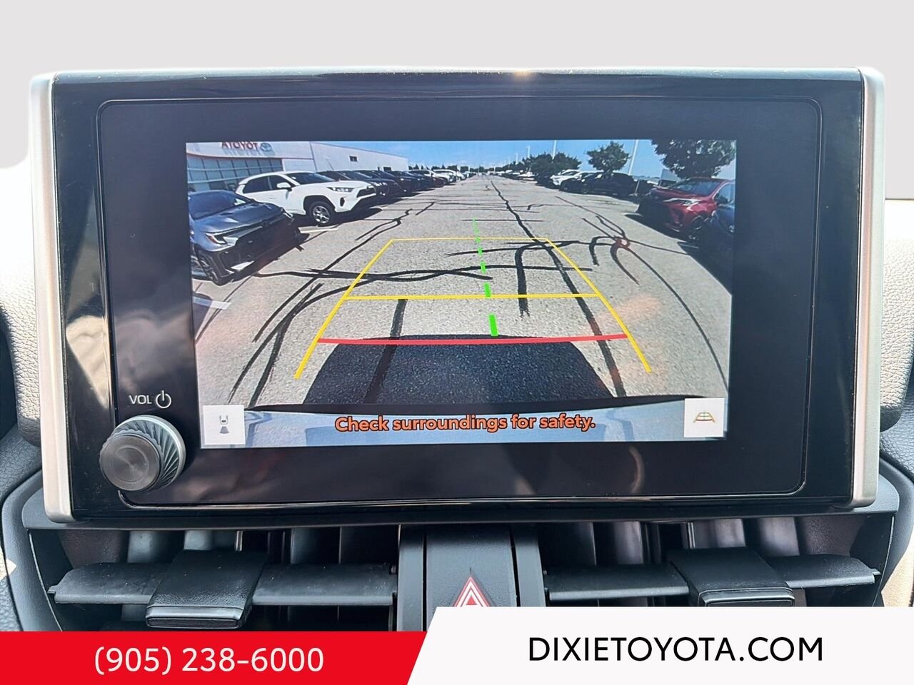 2024 Toyota RAV4 Hybrid XLE AWD / CLEAN CARFAX / HEATED SEATS / MOONROOF / ALLOY WHEELS / CARPLAY AND ANDROID AUTO Mississauga - photo #15